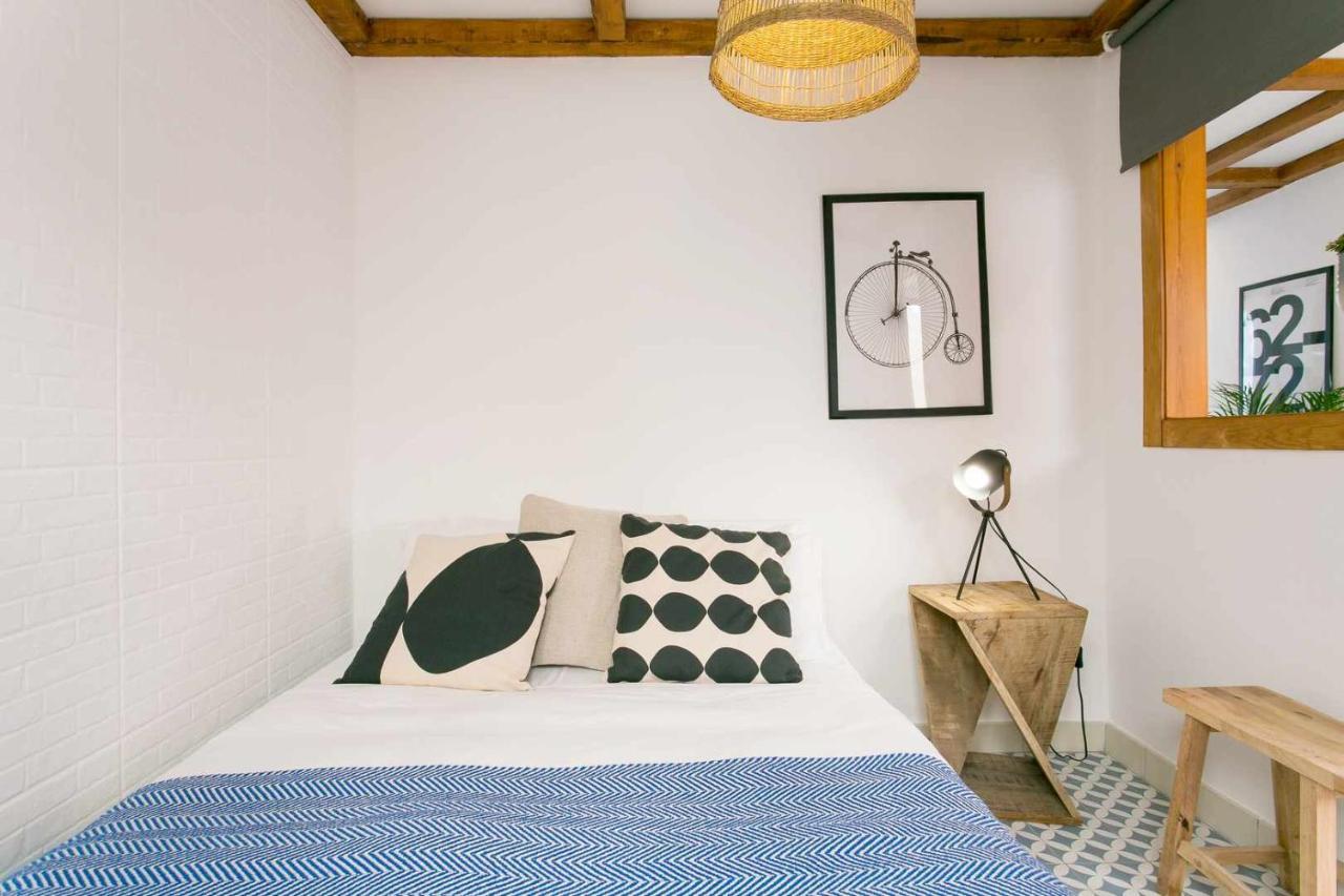 Trendy Lisbon Home With Terrace Lx Factory Exterior photo