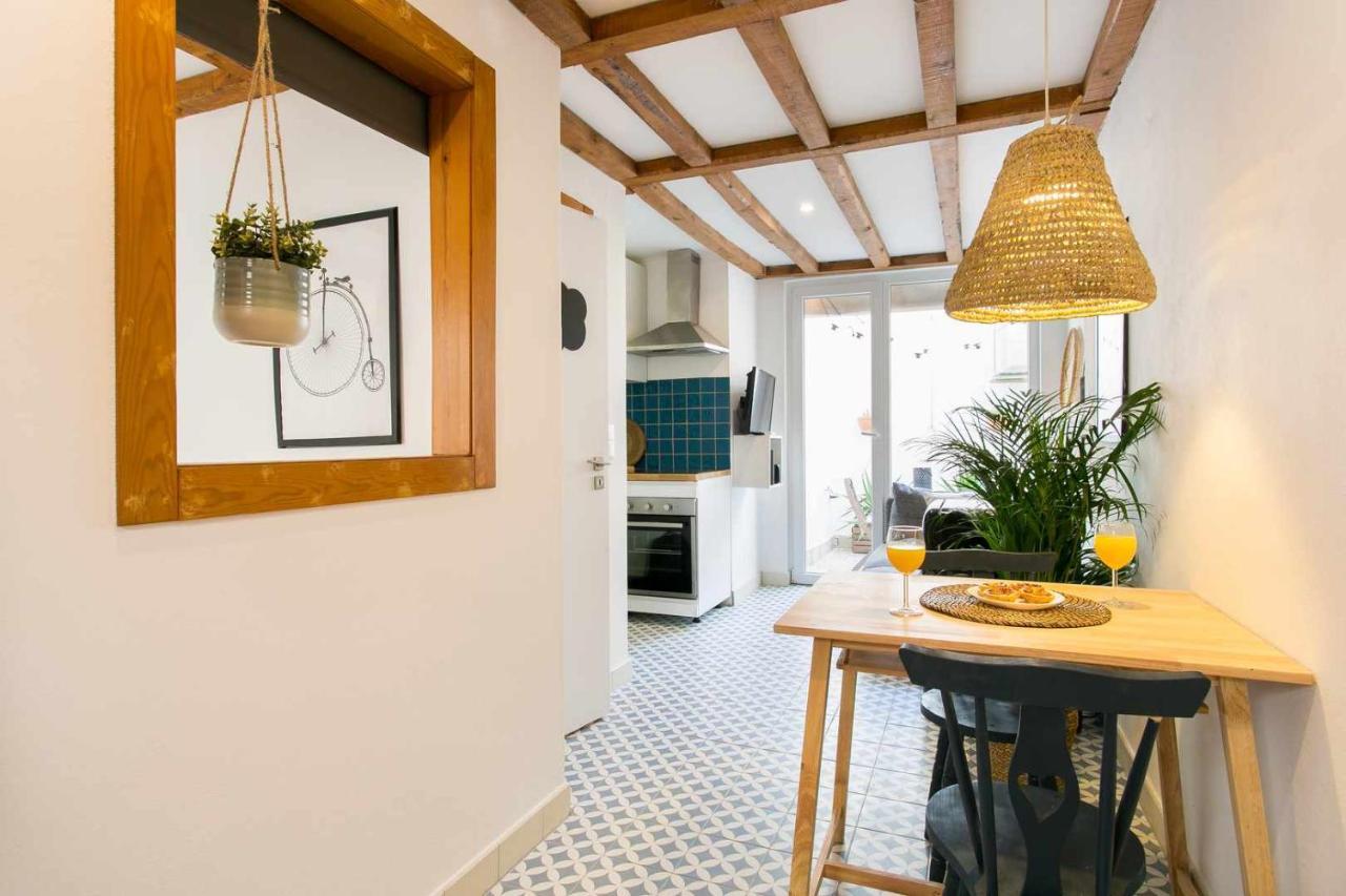 Trendy Lisbon Home With Terrace Lx Factory Exterior photo