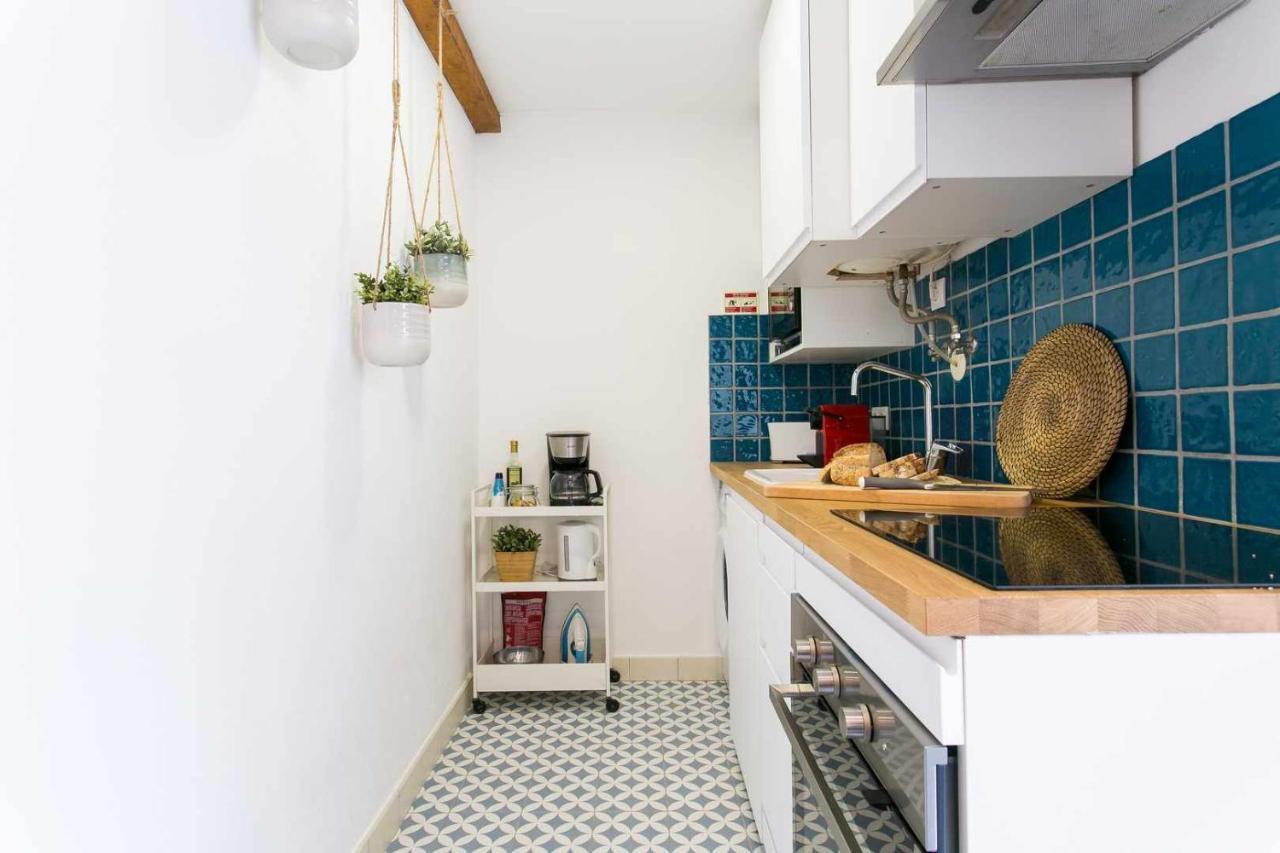 Trendy Lisbon Home With Terrace Lx Factory Exterior photo